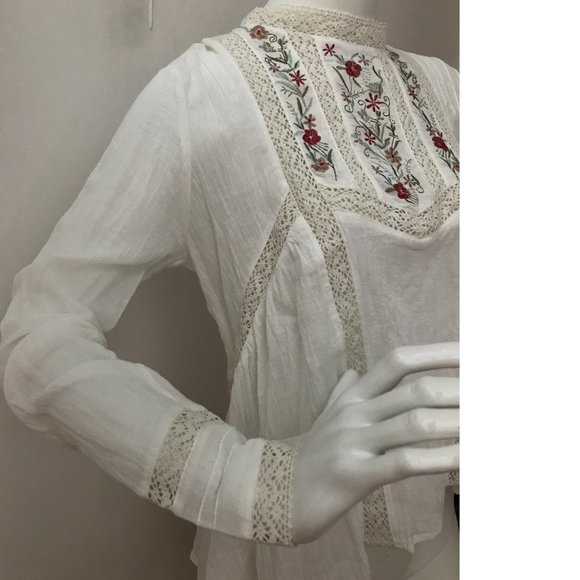 BBWM Woman Crepe Embroidery Crochet Top Blouse Folk Polish Ukrainian Zara Copy - Picture 5 of 9